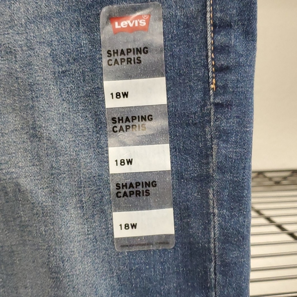 Capris